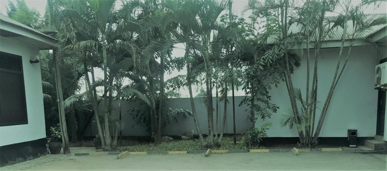 Transit Airport B&B Dar es Salaam Exterior foto