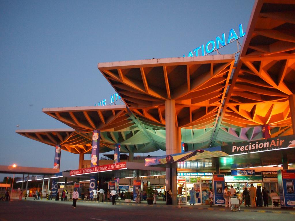 Transit Airport B&B Dar es Salaam Exterior foto